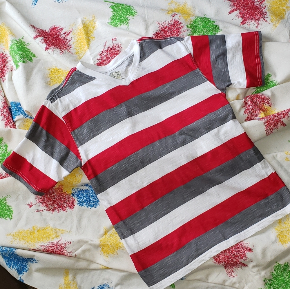 ♡Kid's "Faded Glory" V-neck shirt♡